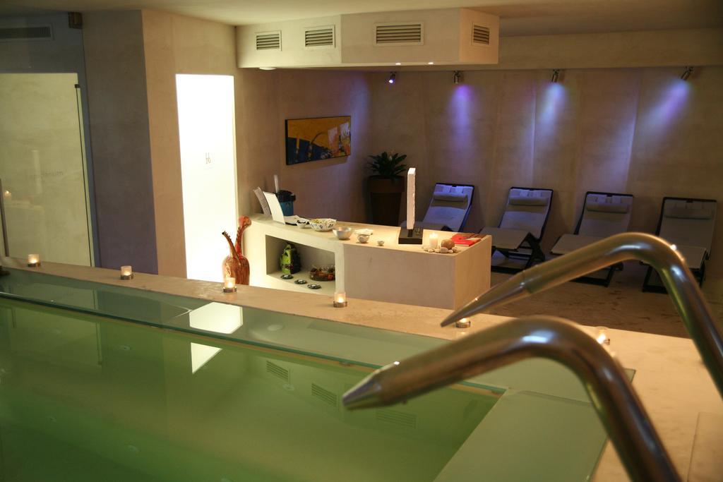 Hotel Acqua Marina ألبيسولا مارينا المظهر الخارجي الصورة